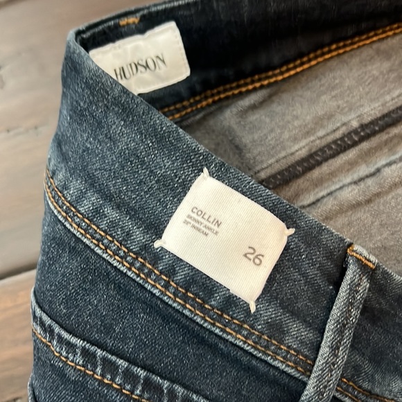 NWT HUDSON
Collin Mid-Rise Skinny ankle Jeans - Picture 5 of 9